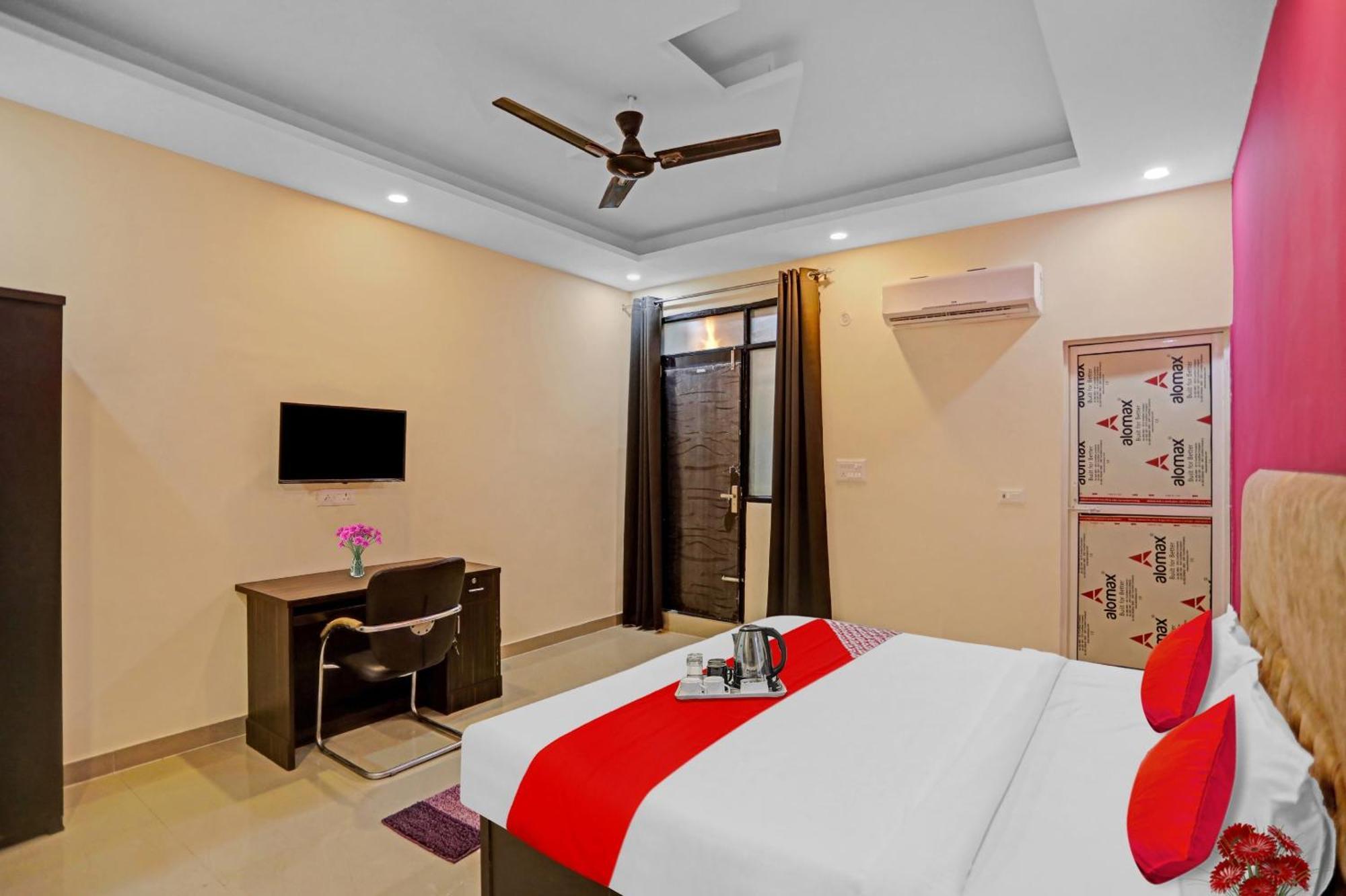 Hotel Flagship Grand Imperial Near Worlds Of Wonder Kālkāji Devi Exterior foto