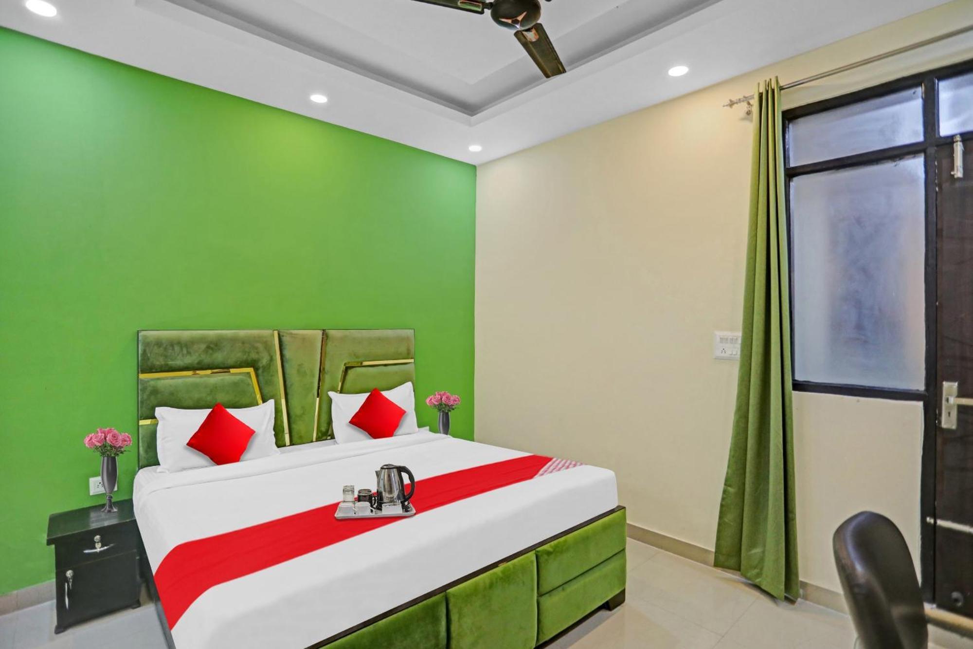 Hotel Flagship Grand Imperial Near Worlds Of Wonder Kālkāji Devi Exterior foto