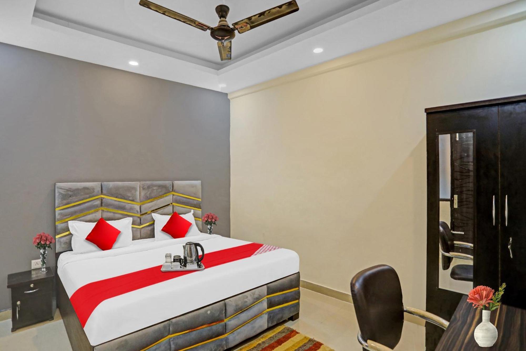 Hotel Flagship Grand Imperial Near Worlds Of Wonder Kālkāji Devi Exterior foto